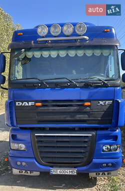 Тягач DAF XF 105 2010 в 