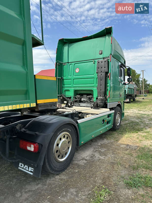 Тягач DAF XF 105 2013 в Березанке
