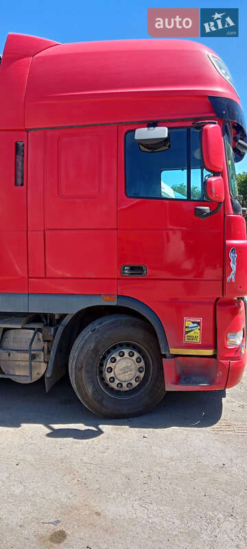 Тягач DAF XF 105 2012 в Днепре