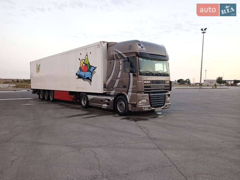 Тягач DAF XF 105 2008 в Прилуках