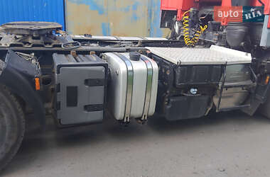 Тягач DAF XF 105 2011 в 
