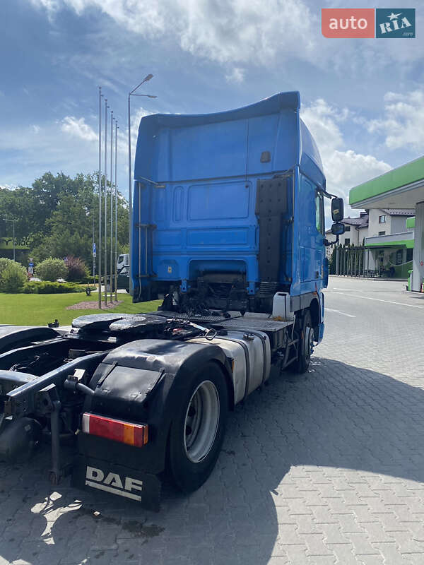 Тягач DAF XF 105 2011 в Львові