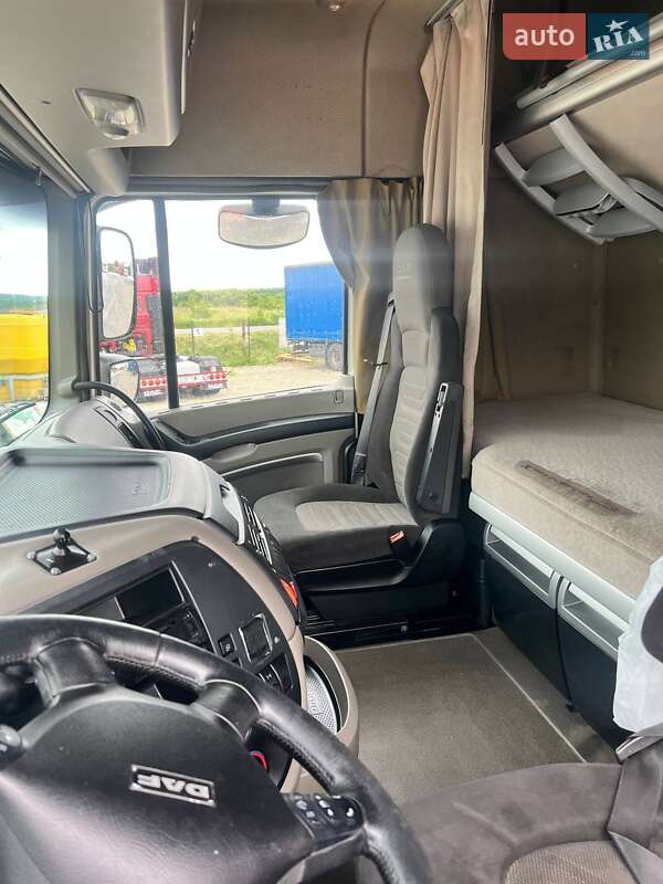 Тягач DAF XF 105 2010 в Львове