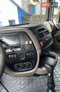 Тягач DAF XF 105 2011 в 