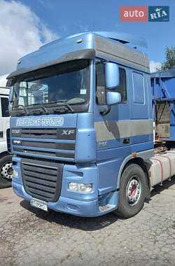 Зерновоз DAF XF 105 2012 в Миколаєві