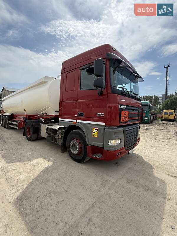 Тягач DAF XF 105 2011 в Тернополі