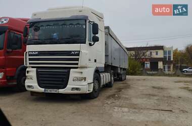 Тягач DAF XF 105 2011 в 
