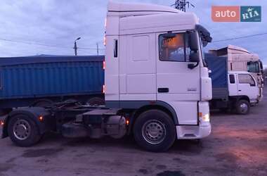 Тягач DAF XF 105 2011 в 