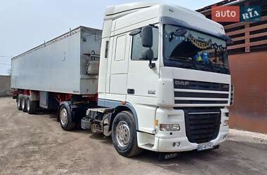 Тягач DAF XF 105 2011 в 