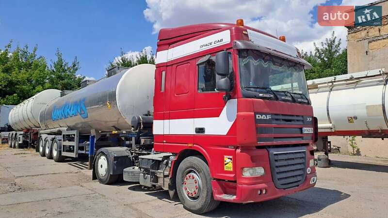 Тягач DAF XF 105 2007 в Одессе