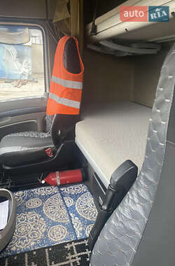 Тягач DAF XF 105 2013 в 