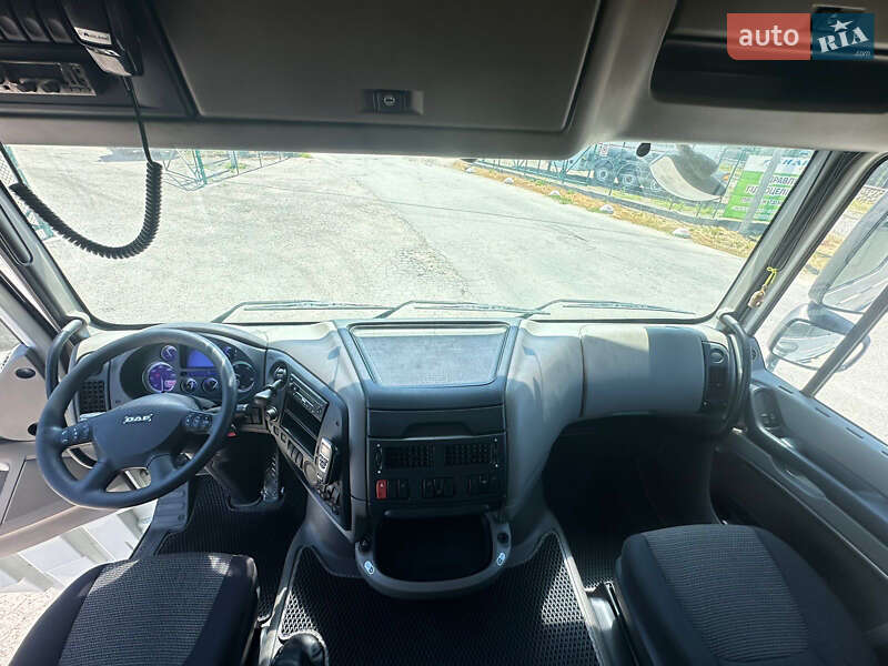 Тягач DAF XF 105 2013 в Ровно