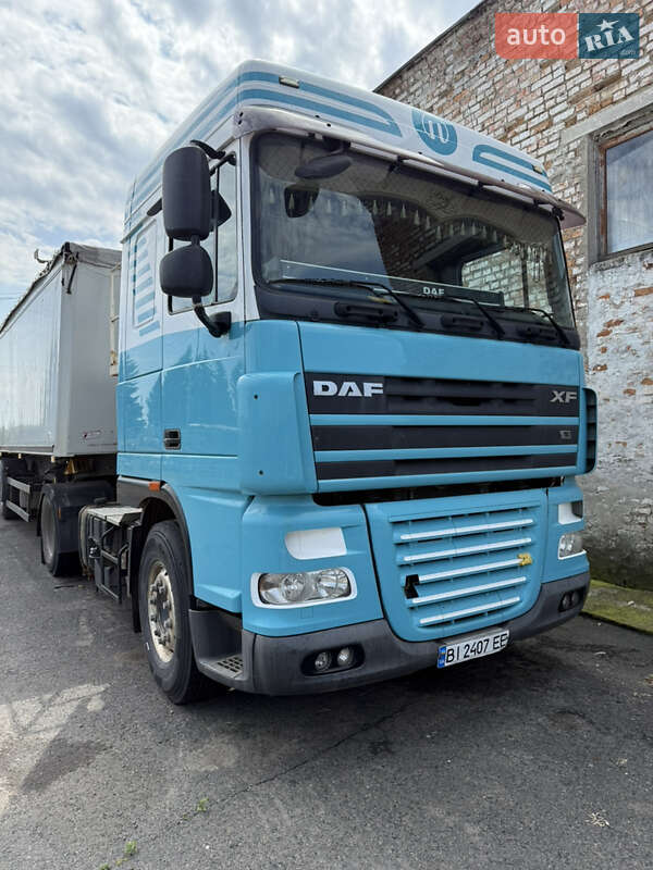 Тягач DAF XF 105 2011 в Полтаве