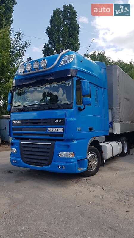 Тягач DAF XF 105 2009 в 
