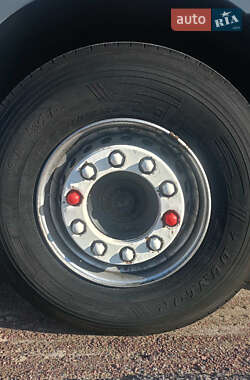 Тягач DAF XF 105 2012 в 