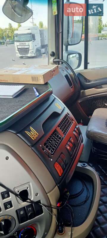 Самосвал DAF XF 105 2008 в Виннице