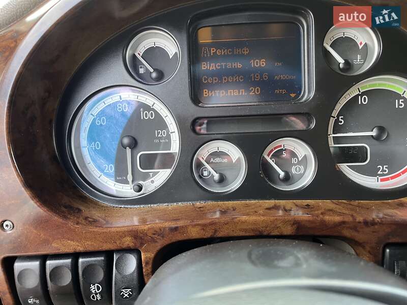 Тягач DAF XF 105 2012 в Мукачево