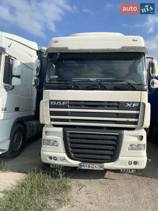 Тягач DAF XF 105 2013 в Днепре