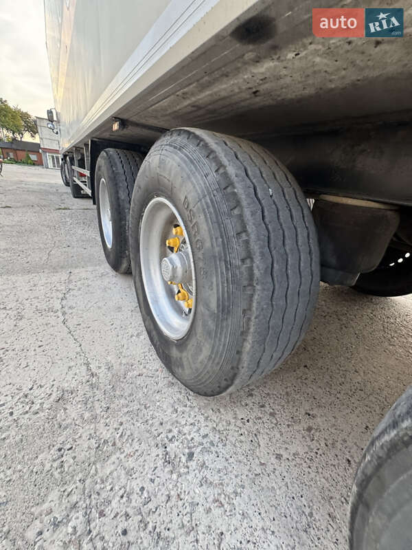Тягач DAF XF 105 2011 в Днепре