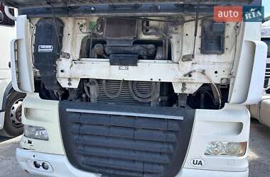 Тягач DAF XF 105 2011 в 