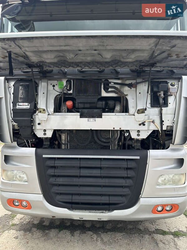 Тягач DAF XF 105 2011 в Луцке