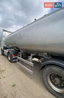Тягач DAF XF 105 2013 в 
