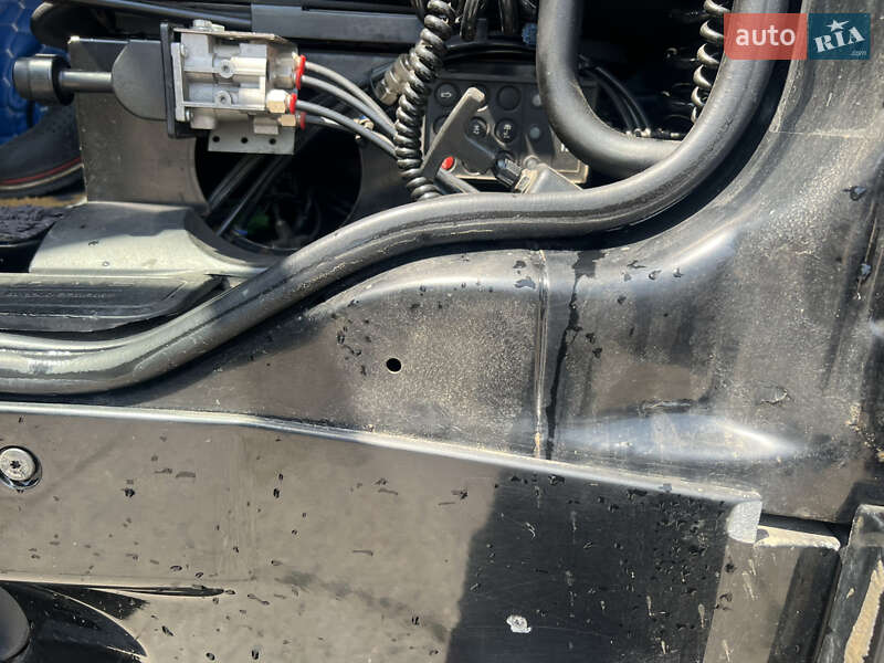 Тягач DAF XF 105 2010 в Одессе