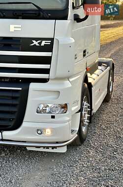 Тягач DAF XF 105 2012 в 