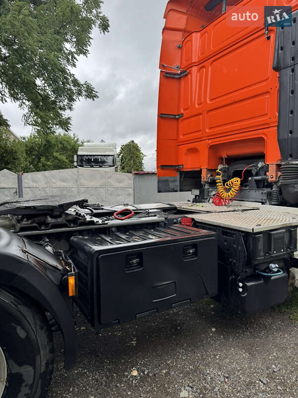 Тягач DAF XF 105 2008 в Дунаевцах