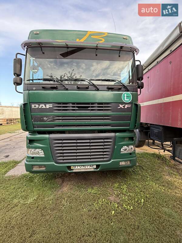 Зерновоз DAF XF 105 2005 в Пирятине