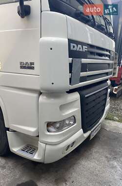 Тягач DAF XF 105 2009 в 