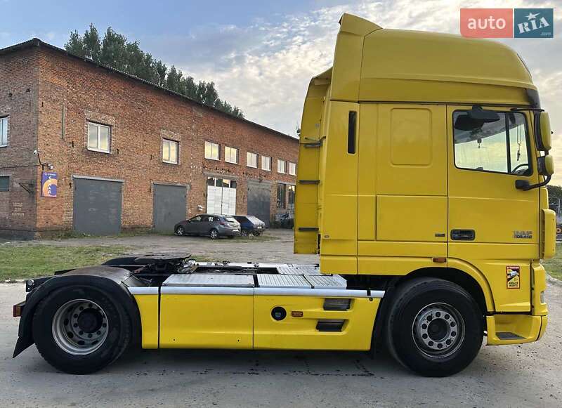 Тягач DAF XF 105 2009 в Львове