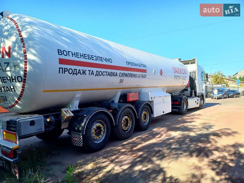 Тягач DAF XF 105 2010 в Житомире