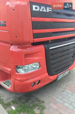 Тягач DAF XF 105 2011 в 