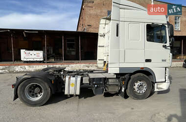 Тягач DAF XF 105 2011 в 