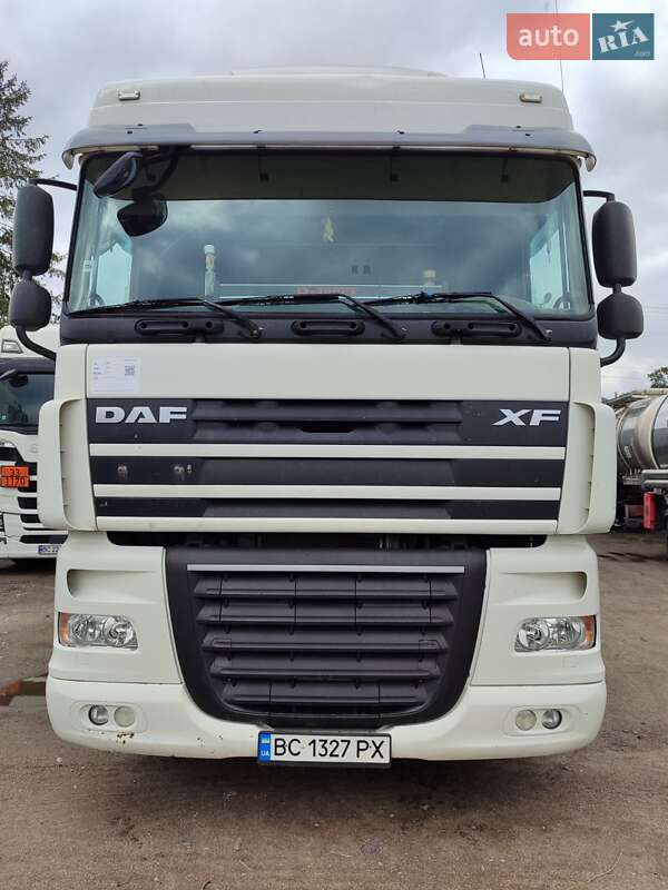 Тягач DAF XF 105 2013 в Львове