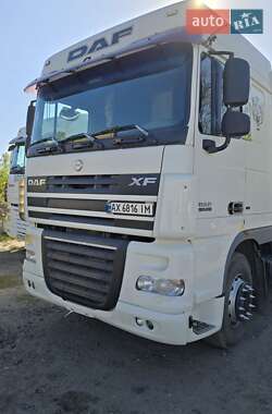Контейнеровоз DAF XF 105 2006 в 