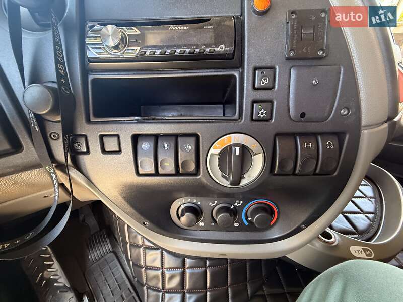 Тягач DAF XF 105 2013 в Одессе