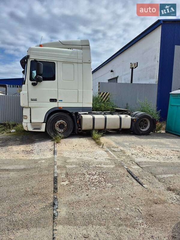 Тягач DAF XF 105 2013 в Киеве