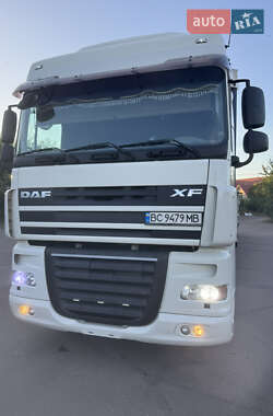 Тягач DAF XF 105 2010 в 