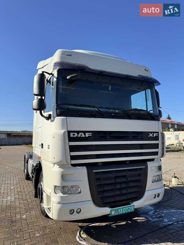 Тягач DAF XF 105 2013 в Виннице