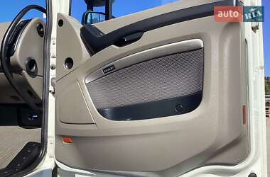 Тягач DAF XF 105 2013 в 