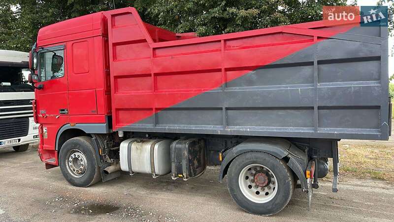 Самосвал DAF XF 105 2009 в 
