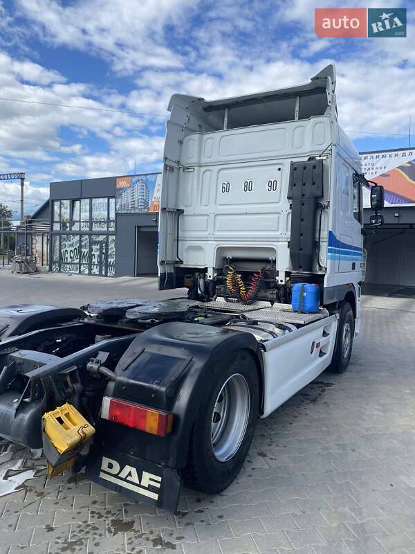 Тягач DAF XF 105 2011 в Звягеле