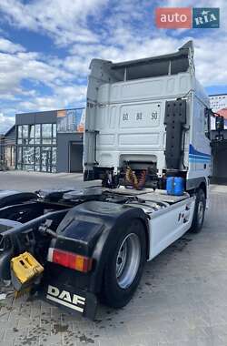 Тягач DAF XF 105 2011 в 