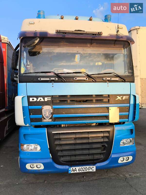 Тягач DAF XF 105 2007 в Киеве