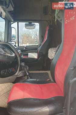 Тягач DAF XF 105 2013 в 