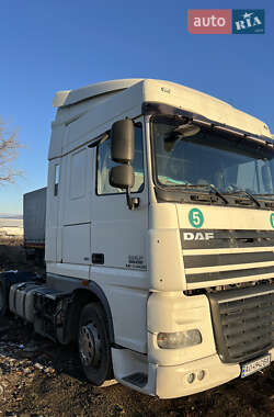 Тягач DAF XF 105 2011 в 