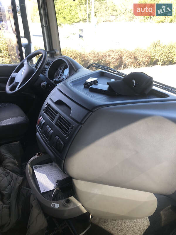Тягач DAF XF 105 2013 в Запоріжжі