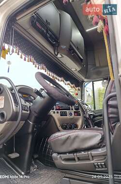 Тягач DAF XF 105 2012 в 